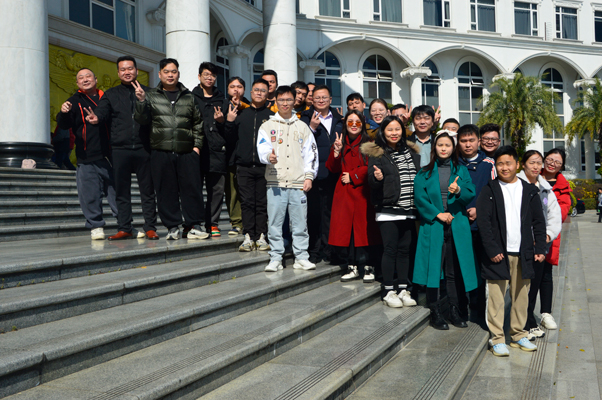 绿志岛2023年销售团队年终总结会议